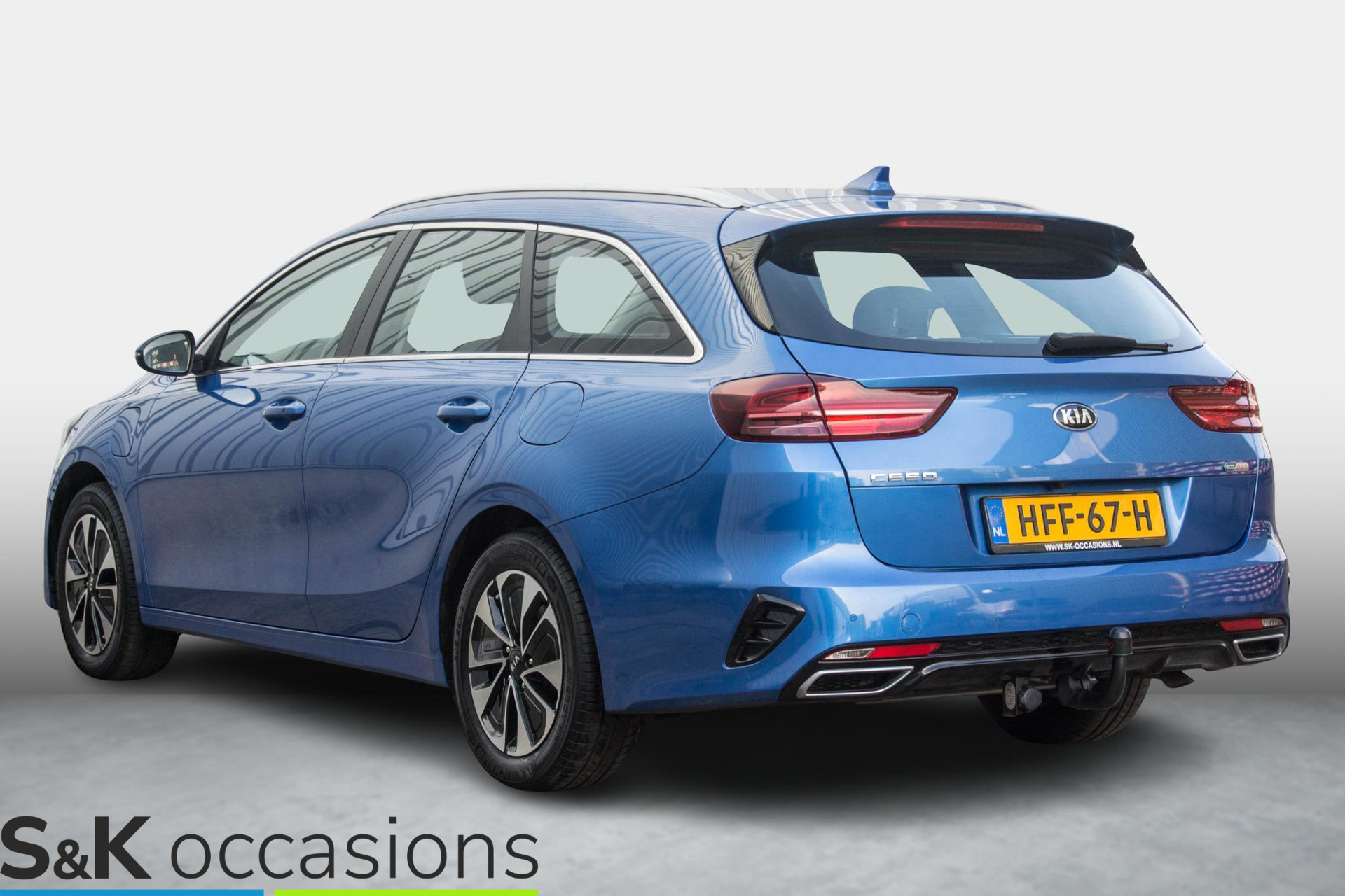 
								Kia Ceed Sportswagon 1.6 GDI PHEV 100% dealer onderhouden trekhaak vol									