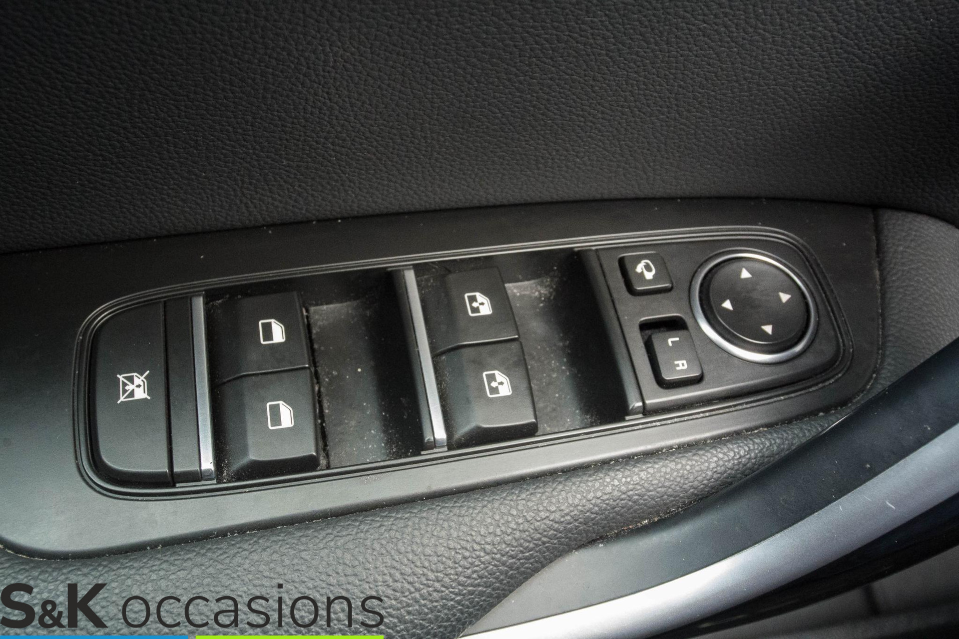 
								Kia Ceed Sportswagon 1.6 GDI PHEV 100% dealer onderhouden vol									
