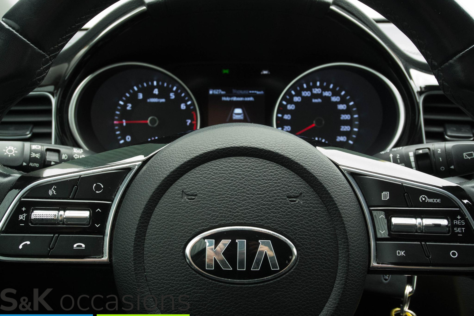 
Kia Ceed 1.0 T-GDi DynamicLine Cruise PDC NAVI vol									