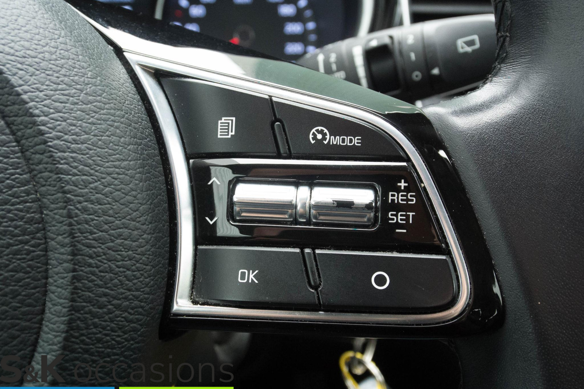 
Kia Ceed 1.0 T-GDi DynamicLine Cruise PDC NAVI vol									