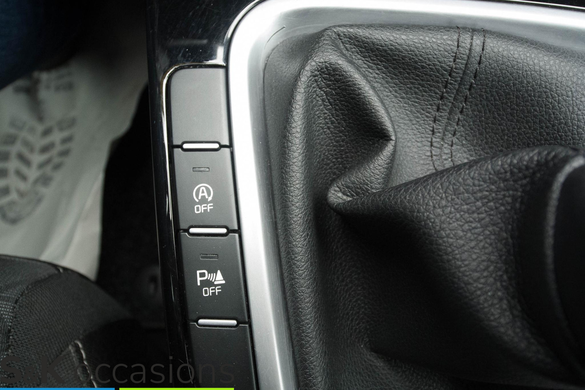 
Kia Ceed 1.0 T-GDi DynamicLine Cruise PDC NAVI vol									