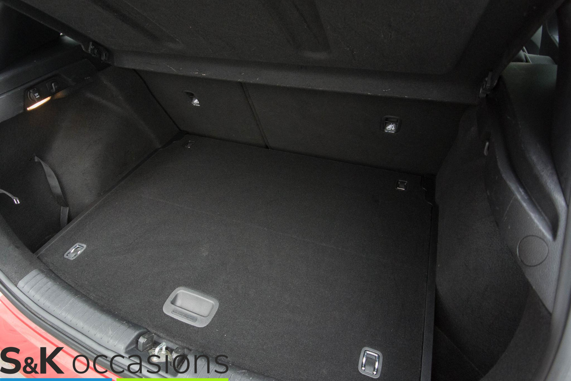 
Kia Ceed 1.0 T-GDi DynamicLine Cruise PDC NAVI vol									