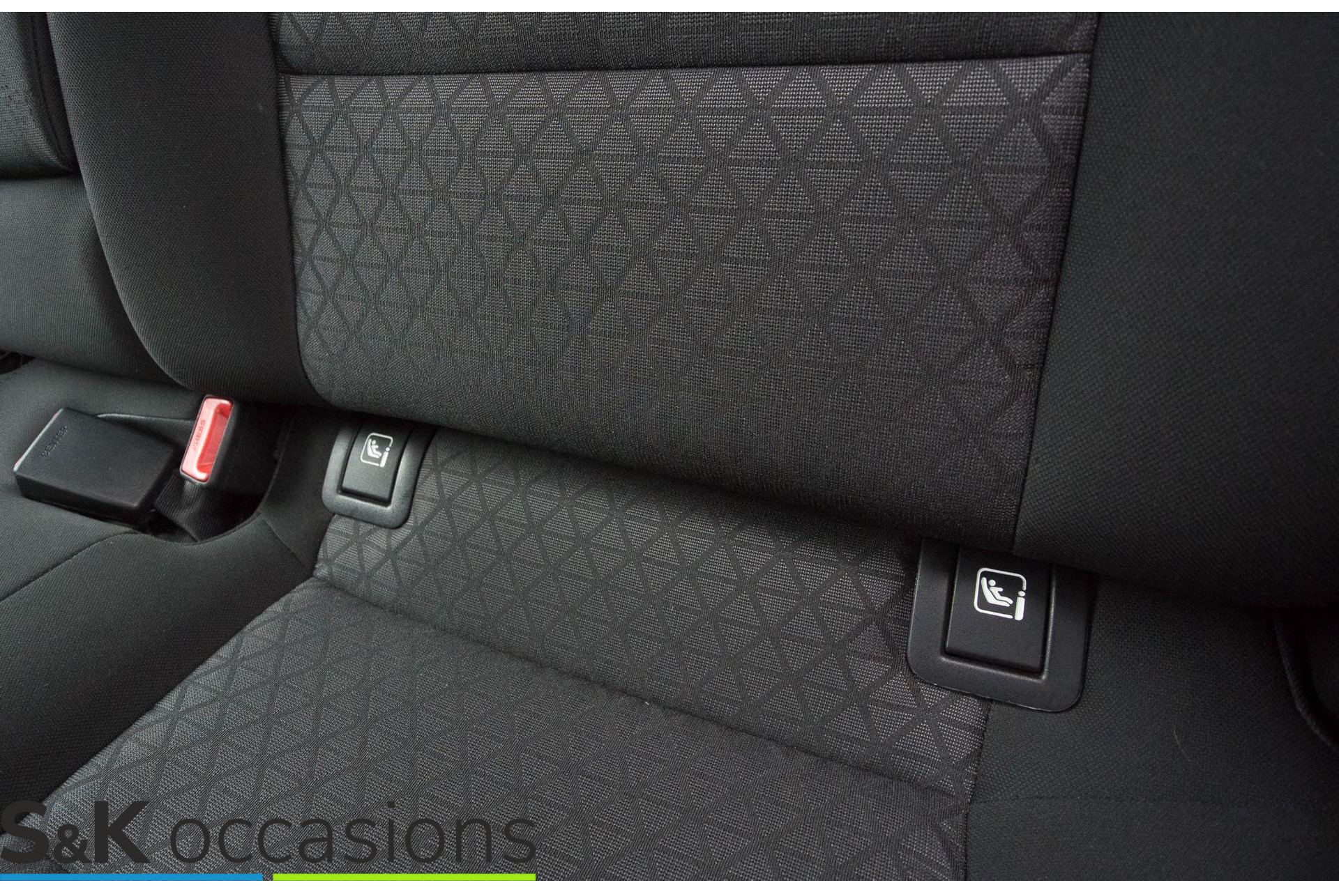 
Kia Ceed 1.0 T-GDi DynamicLine Cruise PDC NAVI vol									