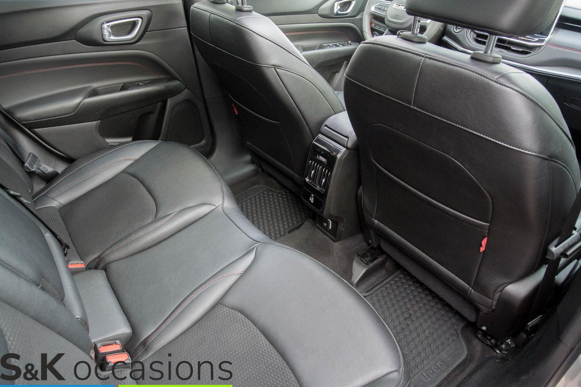 
Jeep Compass 4xe 240 Plug-in Hybrid Trailhawk vol									