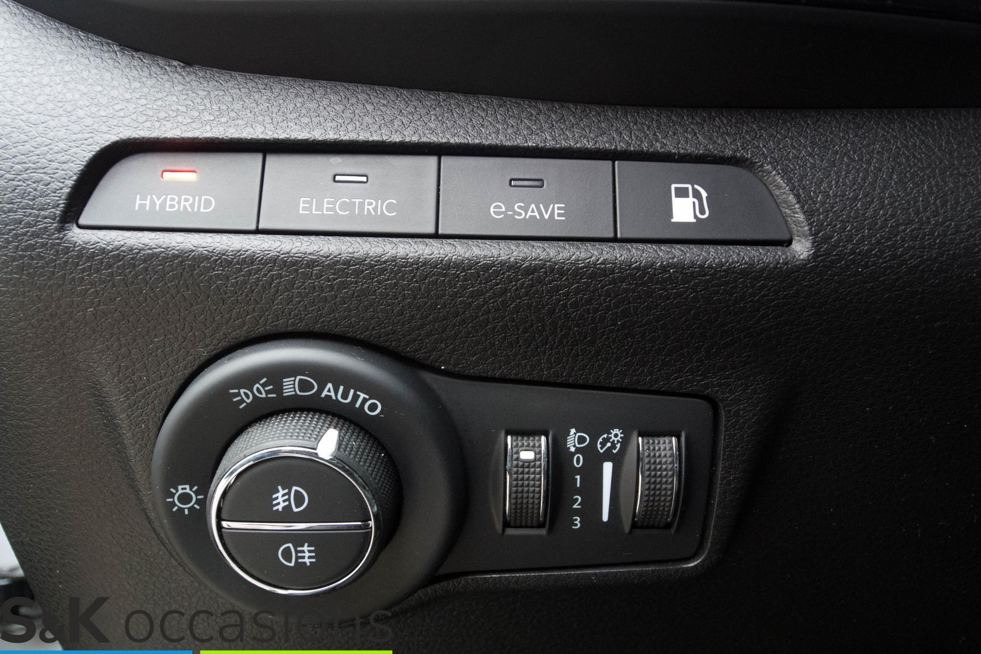 
Jeep Compass 4xe 240 Plug-in Hybrid Trailhawk vol									