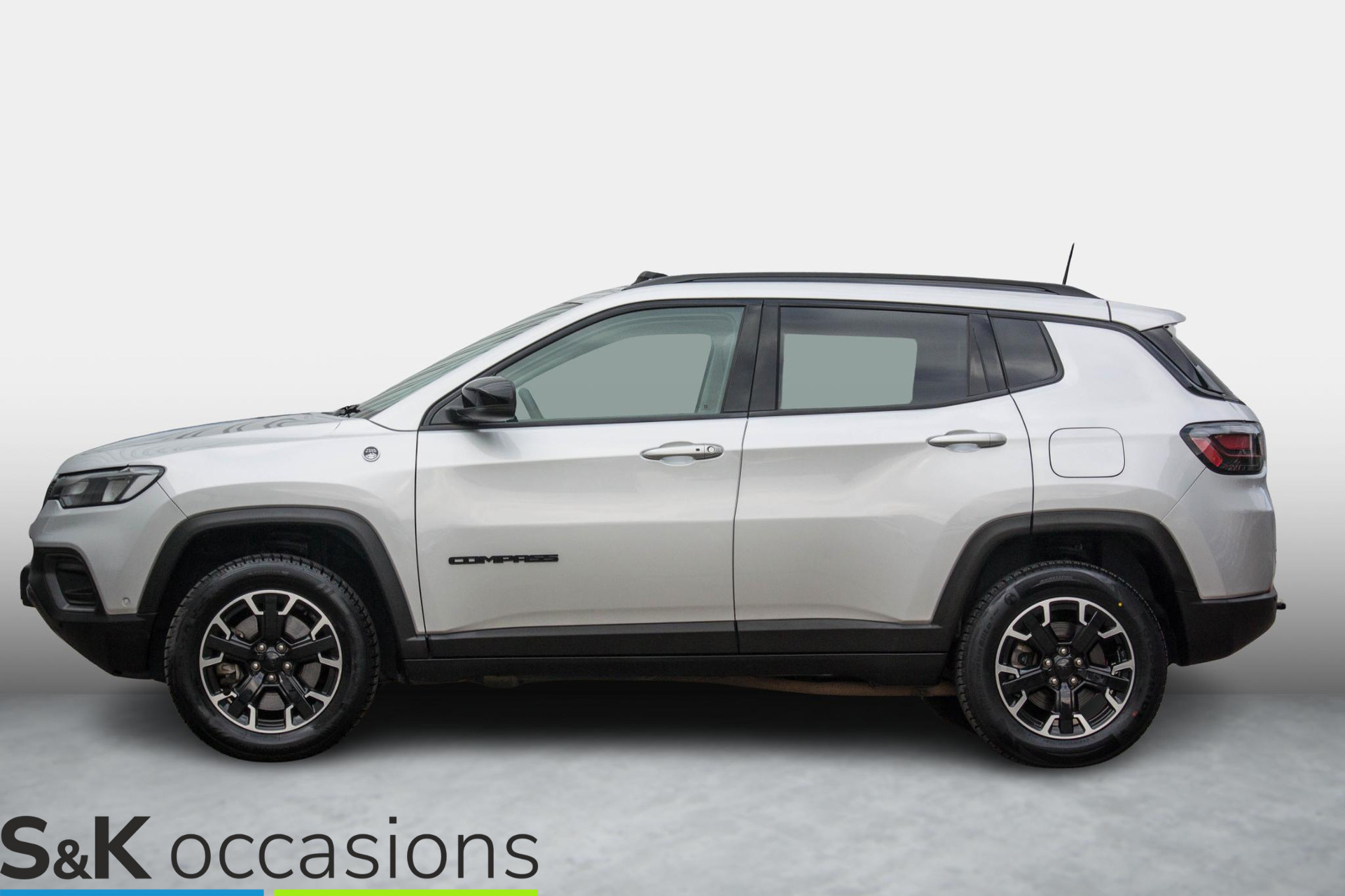 
Jeep Compass 4xe 240 Plug-in Hybrid Trailhawk vol									