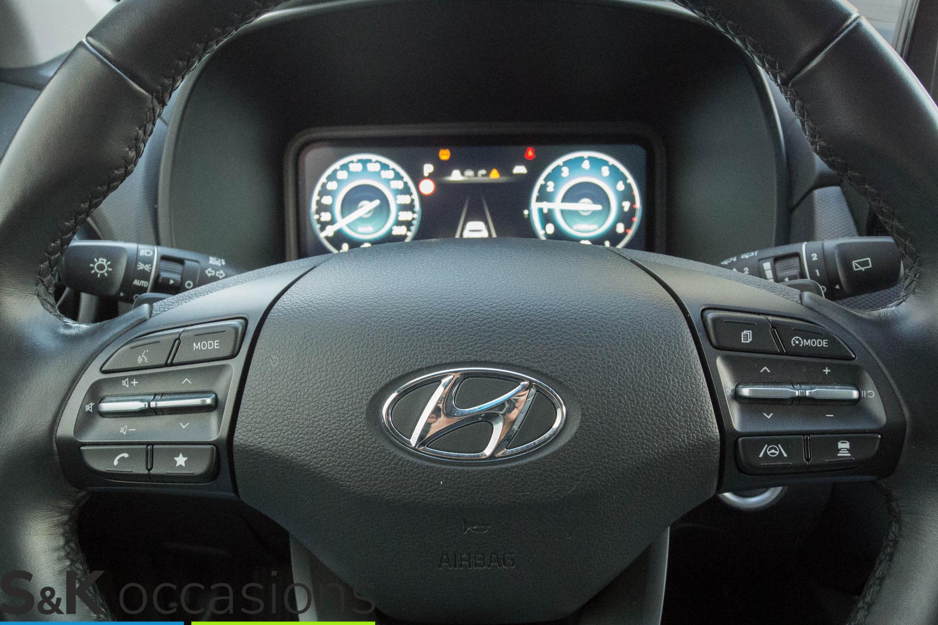 
Hyundai KONA 1.6 GDI HEV Premium NAVI HeadUp Leder vol									