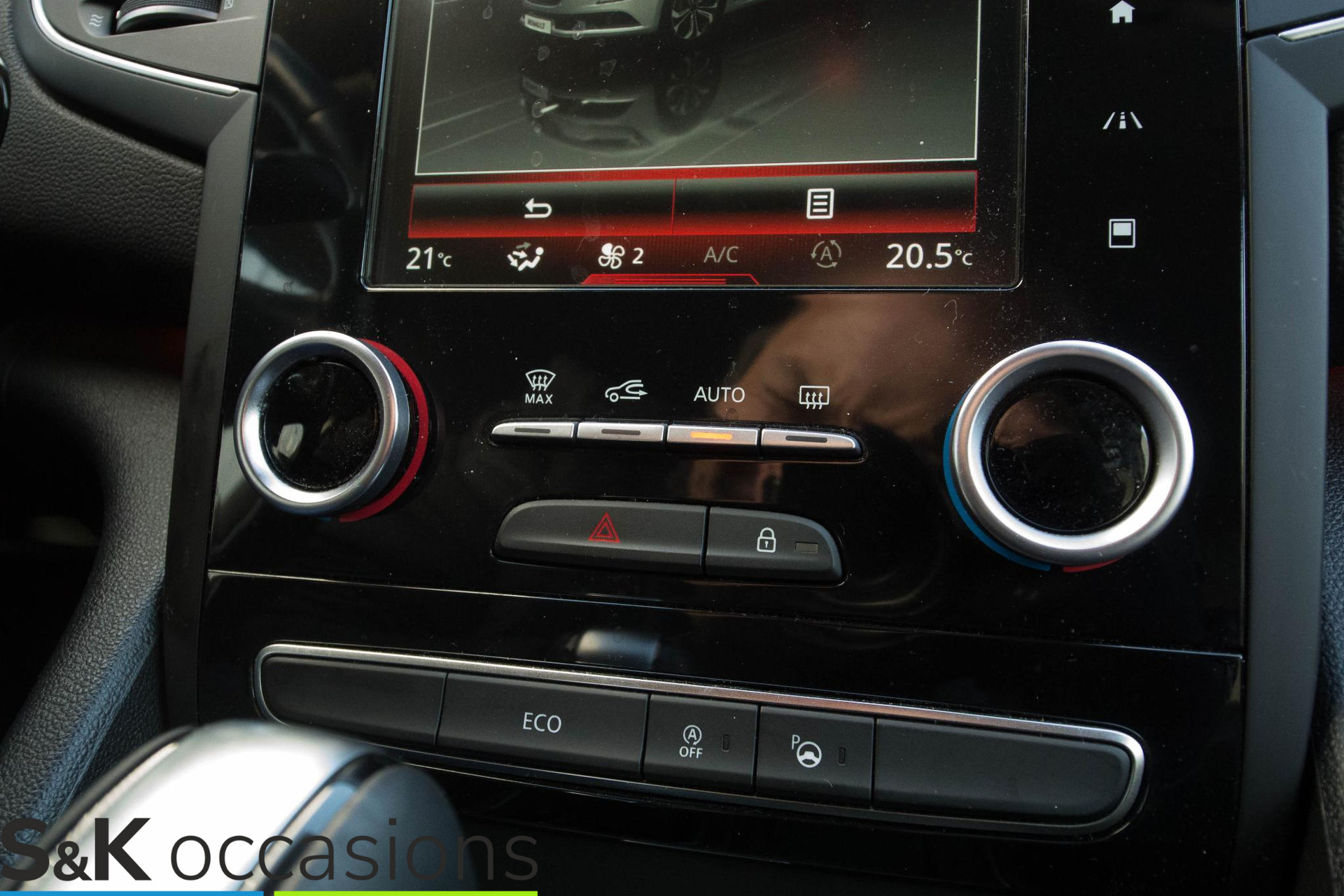 
								Renault Talisman Estate 1.6 TCe Intens NAVI 4Control BOSEsound vol									