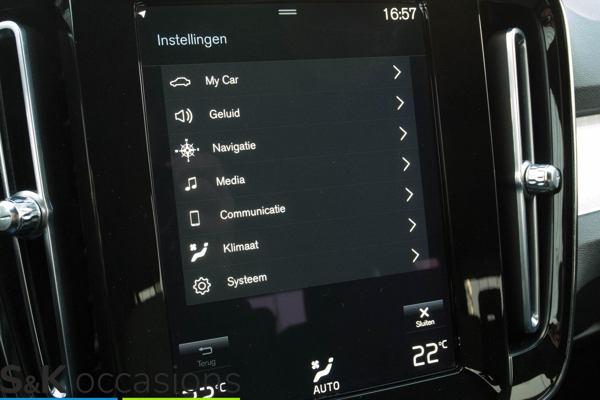 
								Volvo XC40 1.5 T4 Recharge Inscription PANO vol									