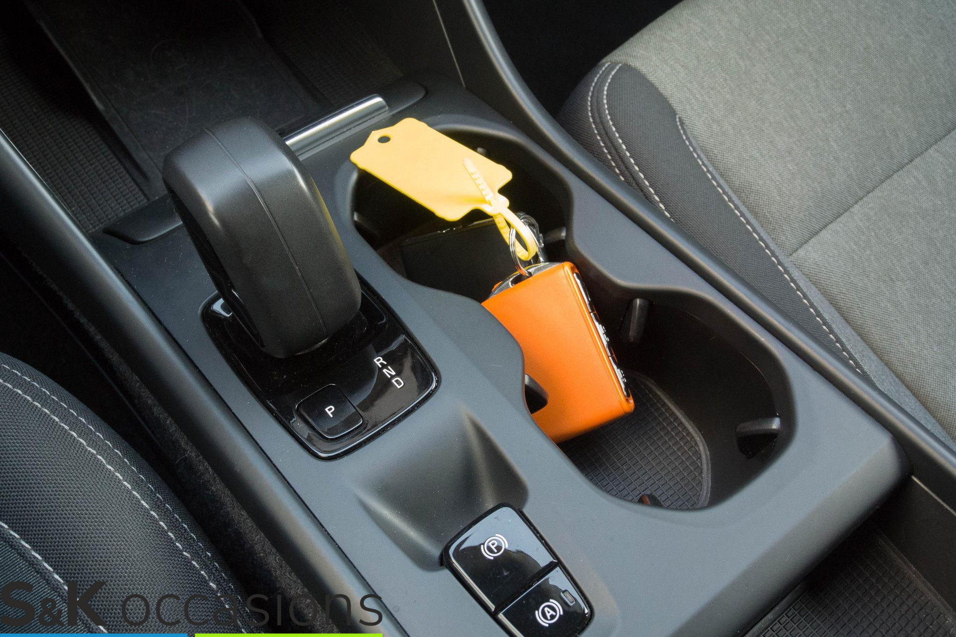 
								Volvo XC40 1.5 T4 Recharge Inscription PANO vol									