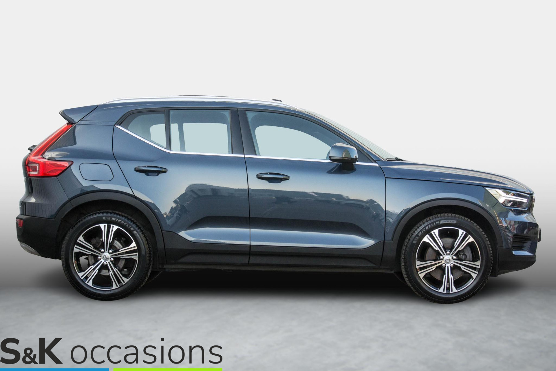 
								Volvo XC40 1.5 T4 Recharge Inscription PANO vol									