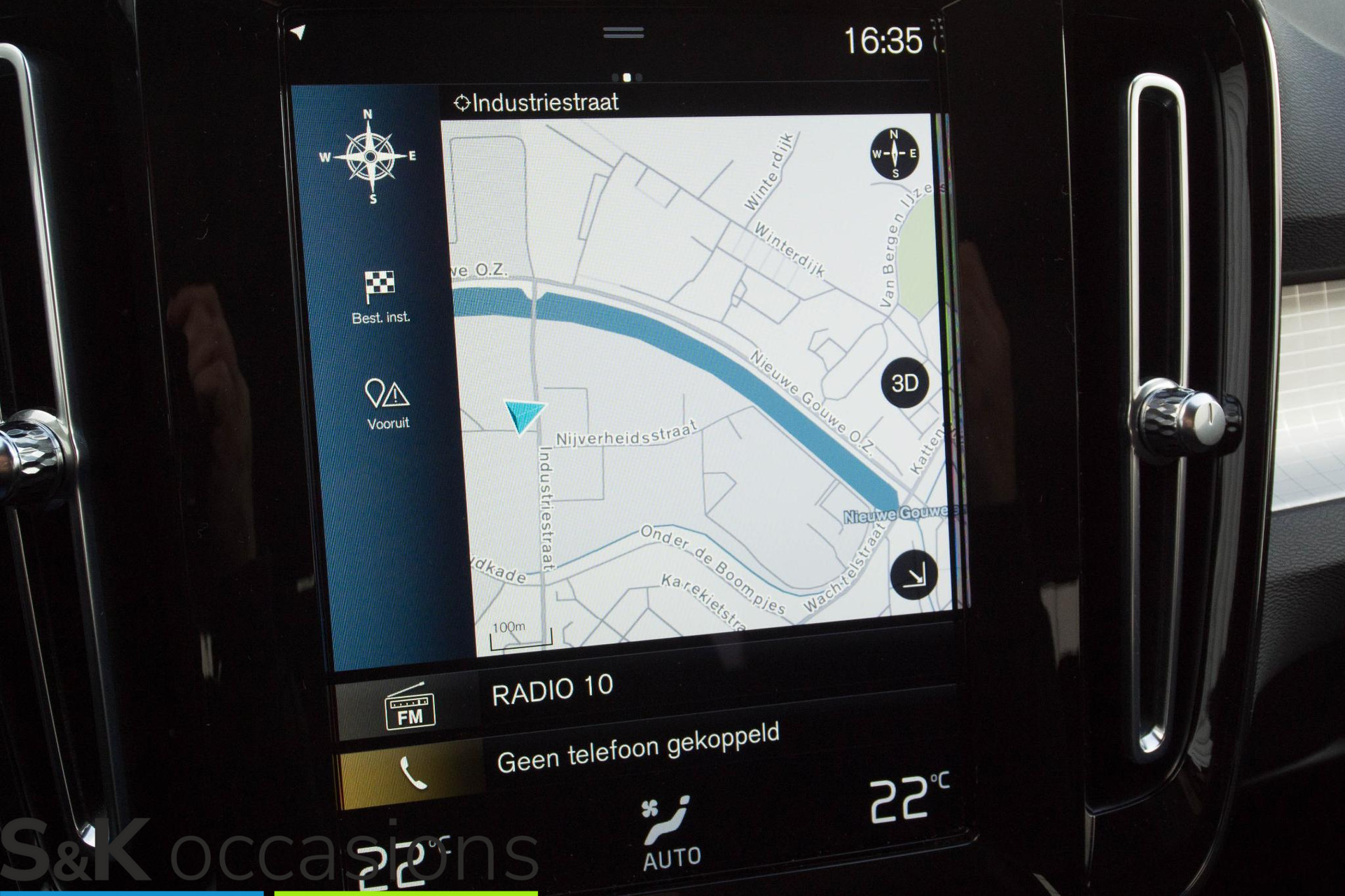 
Volvo XC40 1.5 T5 Recharge Inscription Pano 360 Harman sound vol									