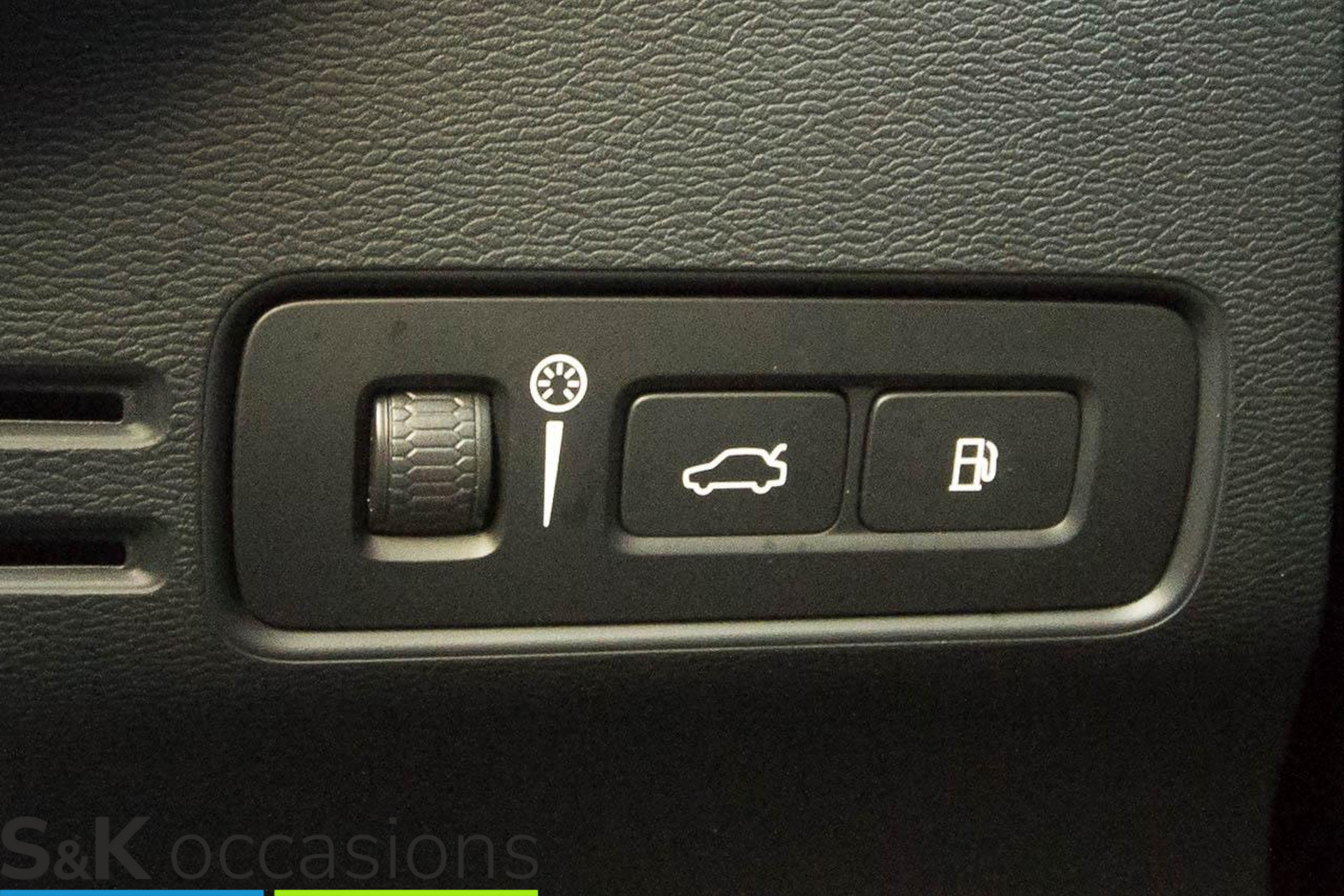 
Volvo XC40 1.5 T5 Recharge Inscription Pano 360 Harman sound vol									