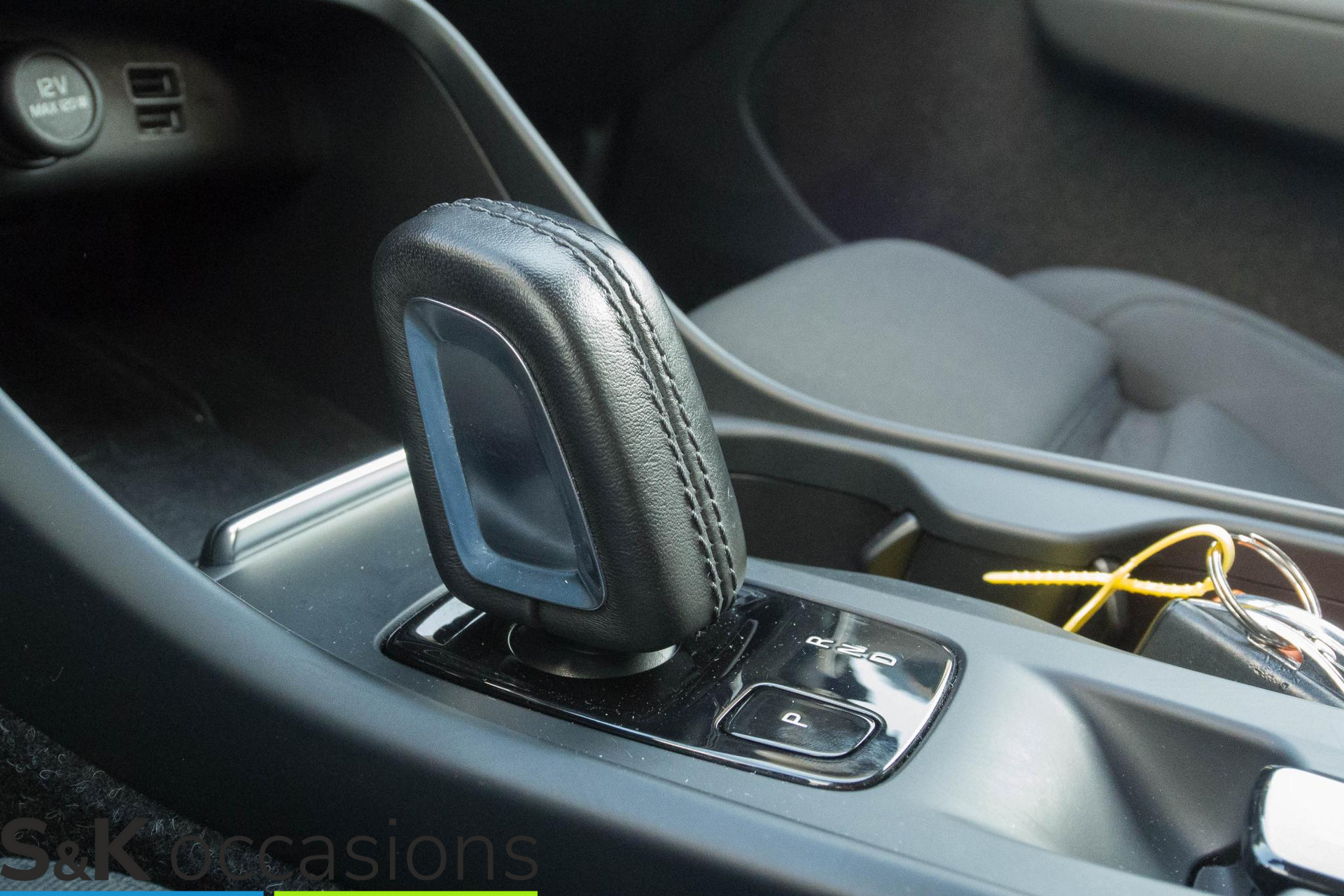 
Volvo XC40 1.5 T5 Recharge Inscription Pano 360 Harman sound vol									