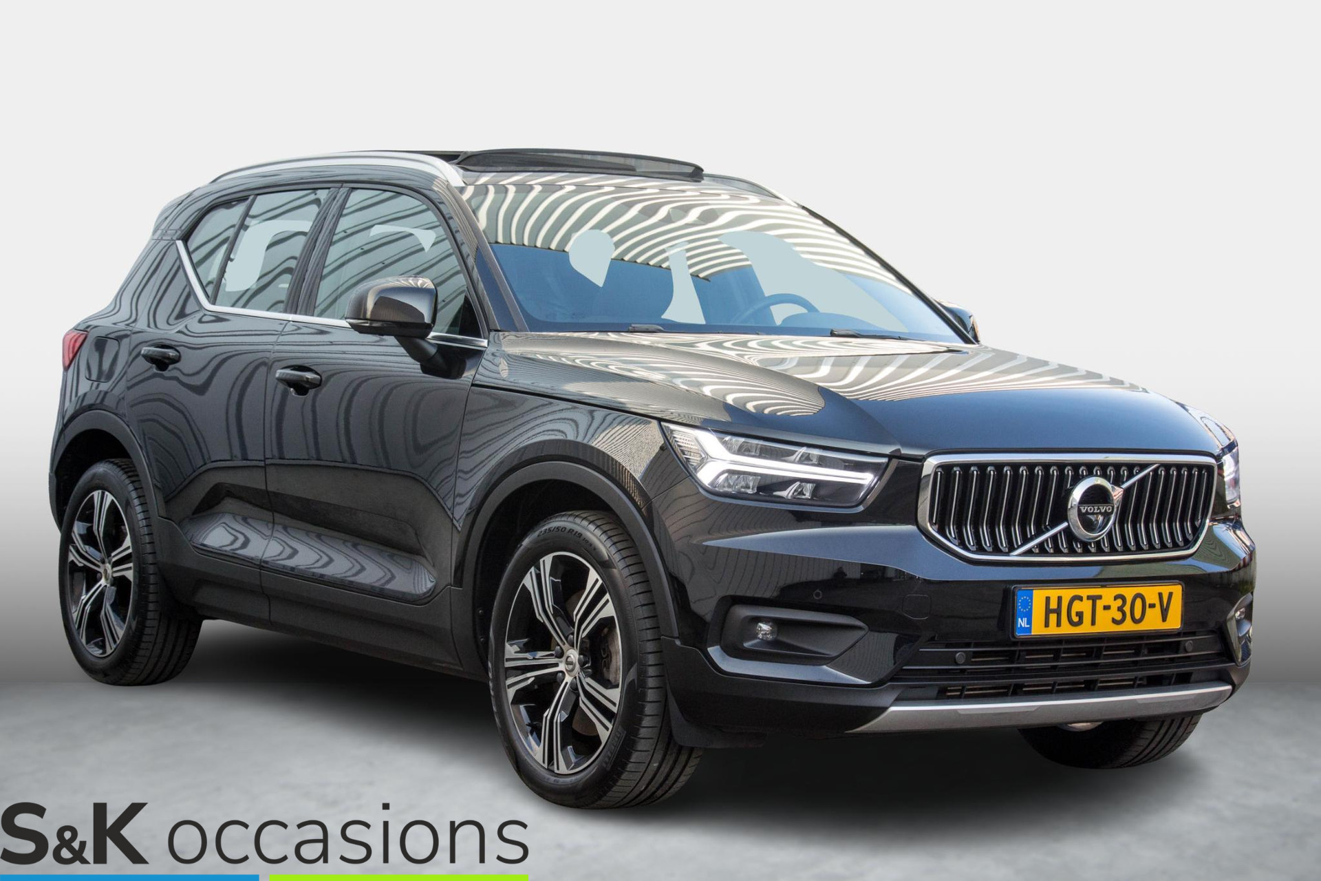 
Volvo XC40 1.5 T5 Recharge Inscription Pano 360 Harman sound vol									