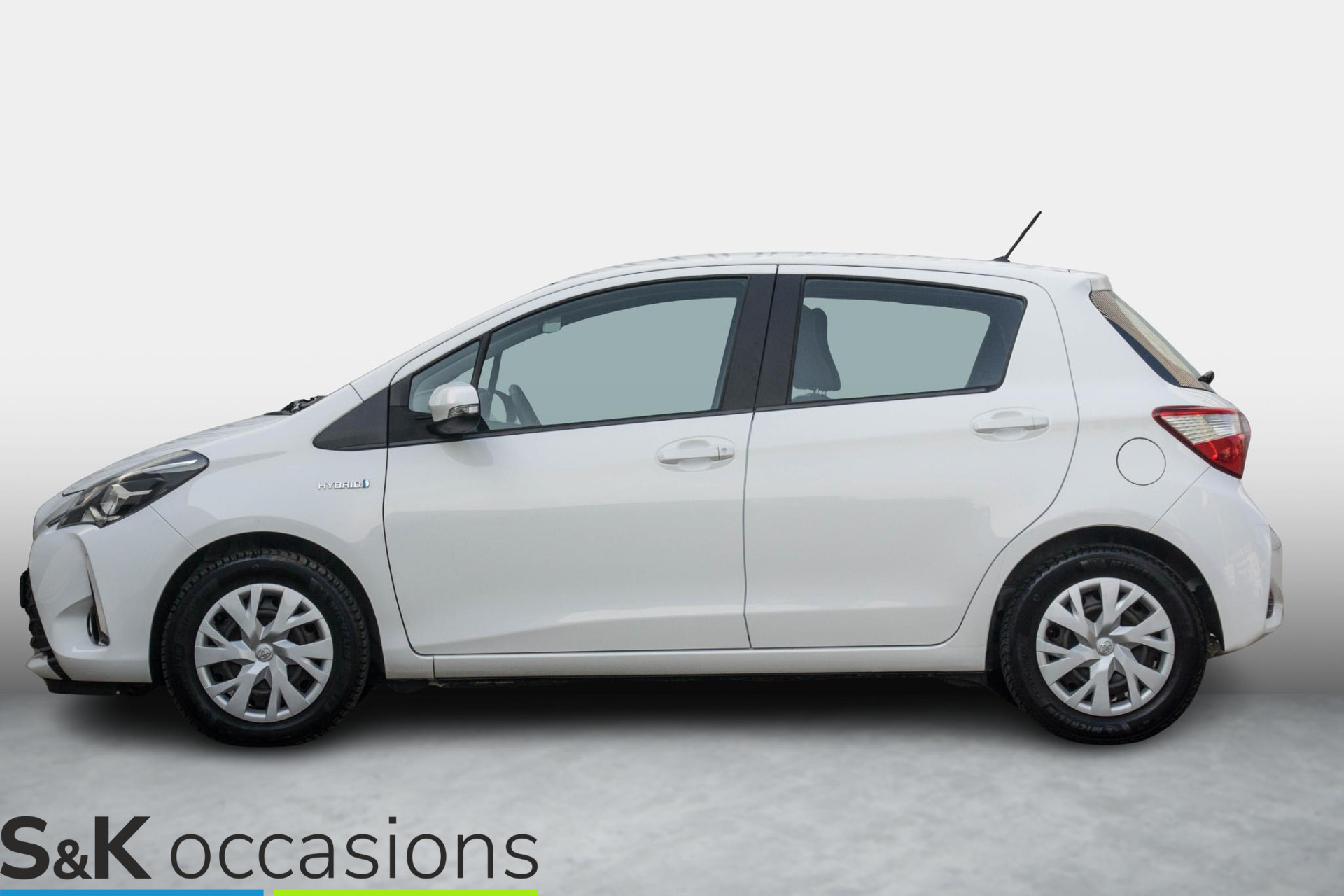 
Toyota Yaris 1.5 Hybrid Dynamic 10 Jaar Garantie vol									