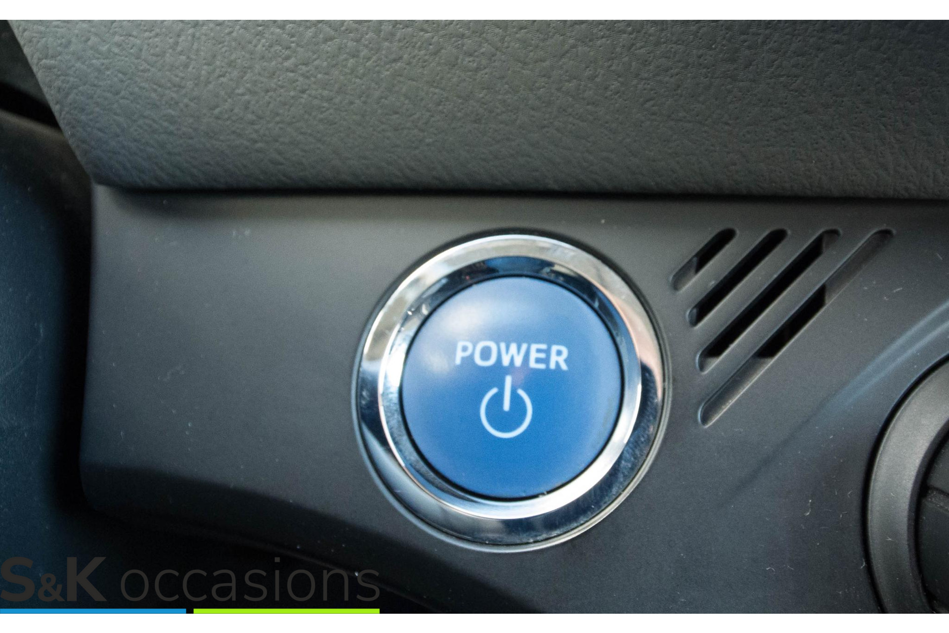 
								Toyota Yaris 1.5 Hybrid Dynamic NAVI Cruise PDC+Camera vol									