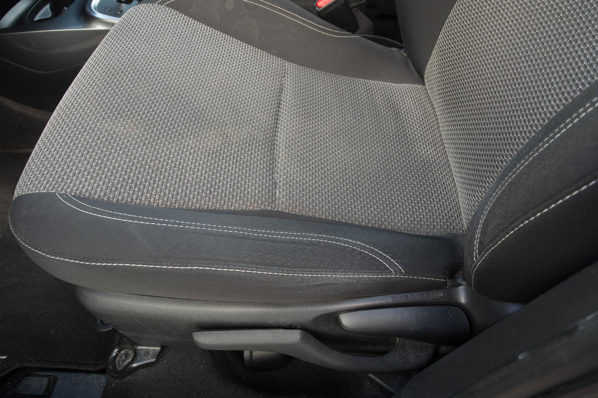
								Toyota Yaris 1.5 Hybrid Comfort vol									