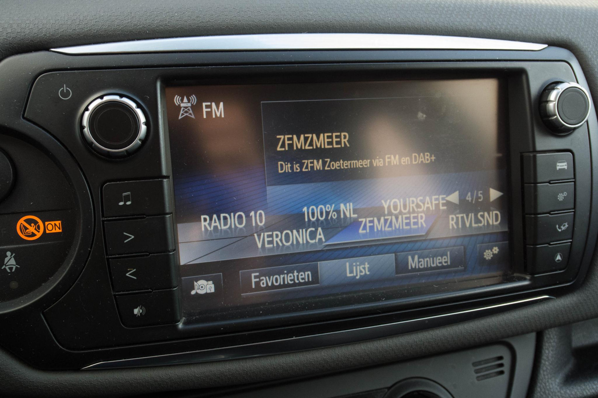 
								Toyota Yaris 1.5 Hybrid Comfort vol									