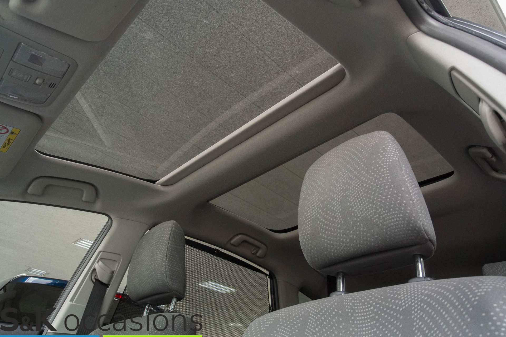 
								Toyota Prius Wagon 1.8 Aspiration PANO HeadUP vol									