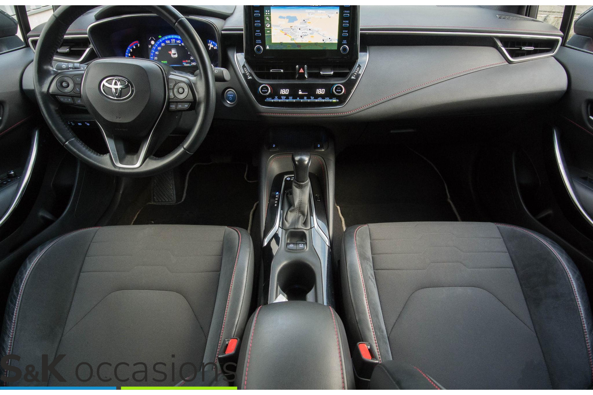 
								Toyota Corolla 1.8 Hybrid 10 jaar Garantie BI-TONE vol									