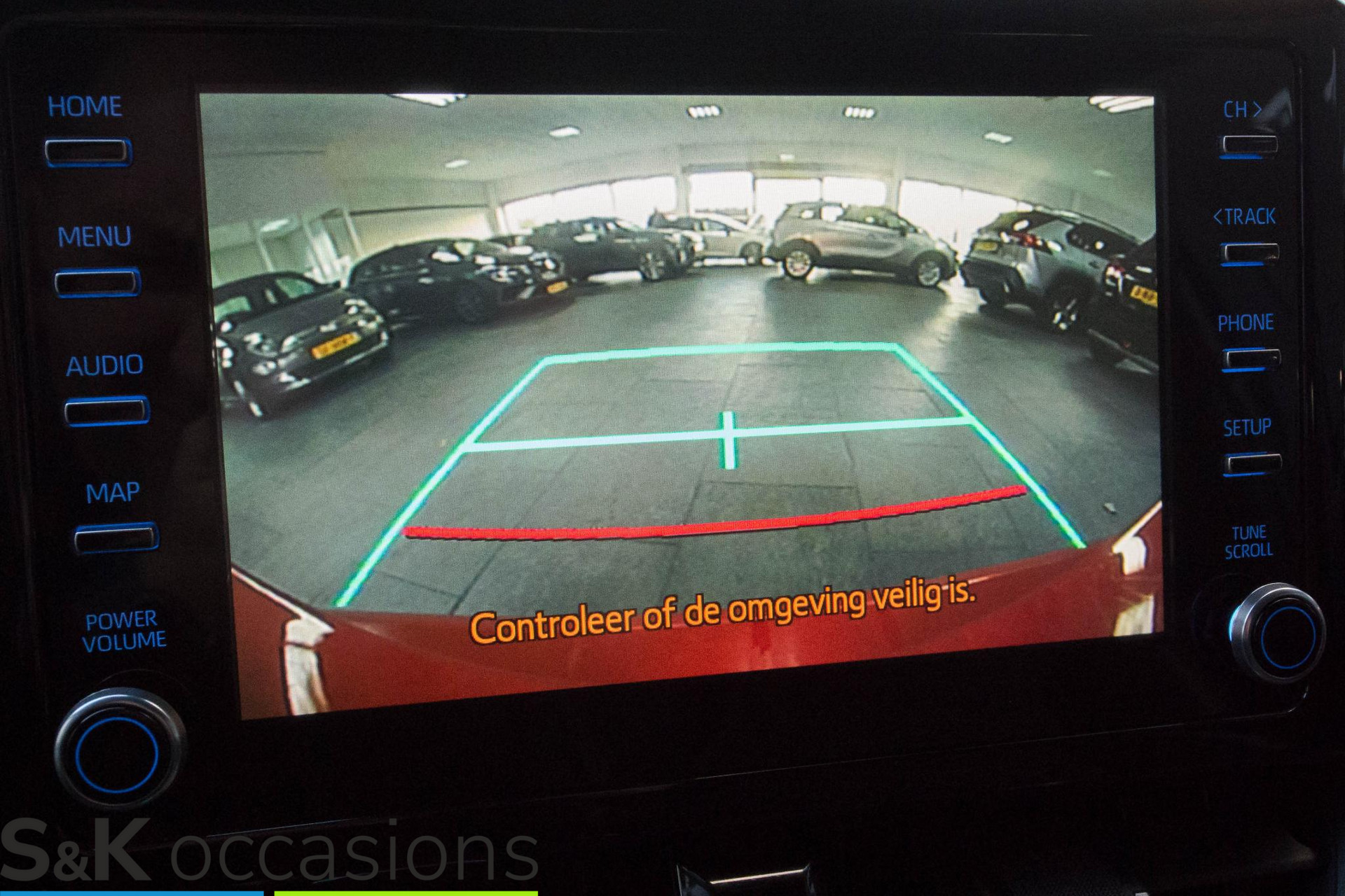 
								Toyota Corolla 1.8 Hybrid 10 jaar Garantie BI-TONE vol									