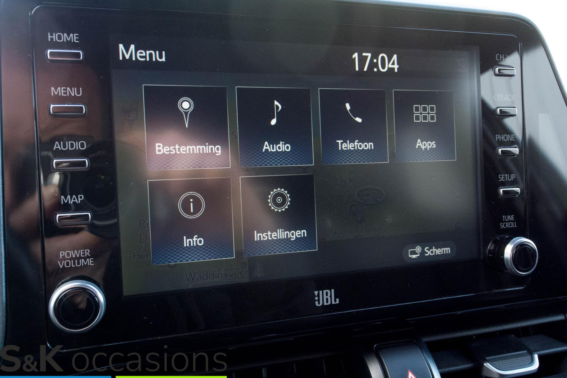 
								Toyota C-HR 1.8 Hybrid Executive BI-TONE JBLsound Leder vol									