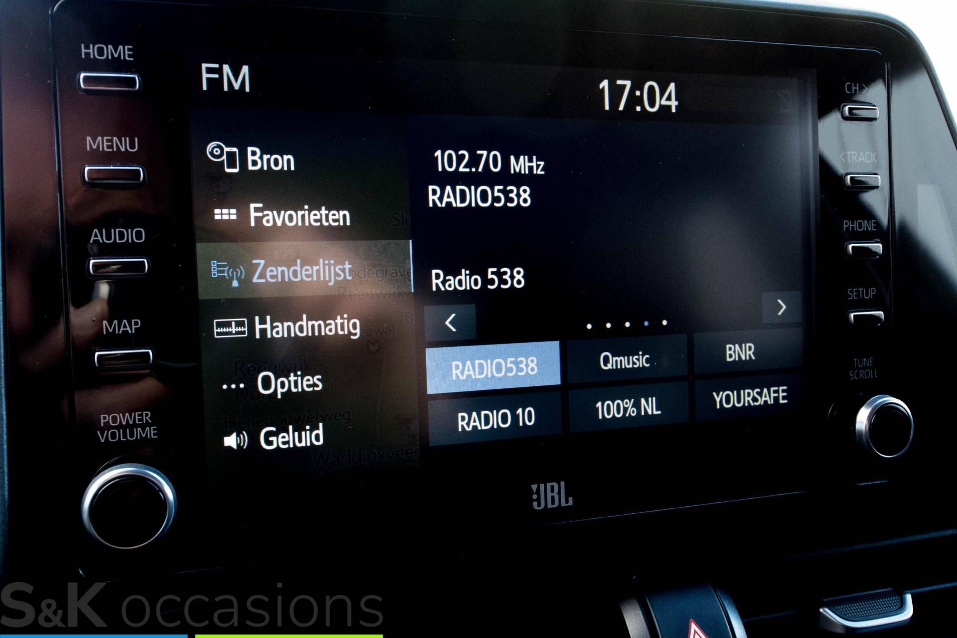 
								Toyota C-HR 1.8 Hybrid Executive BI-TONE JBLsound Leder vol									
