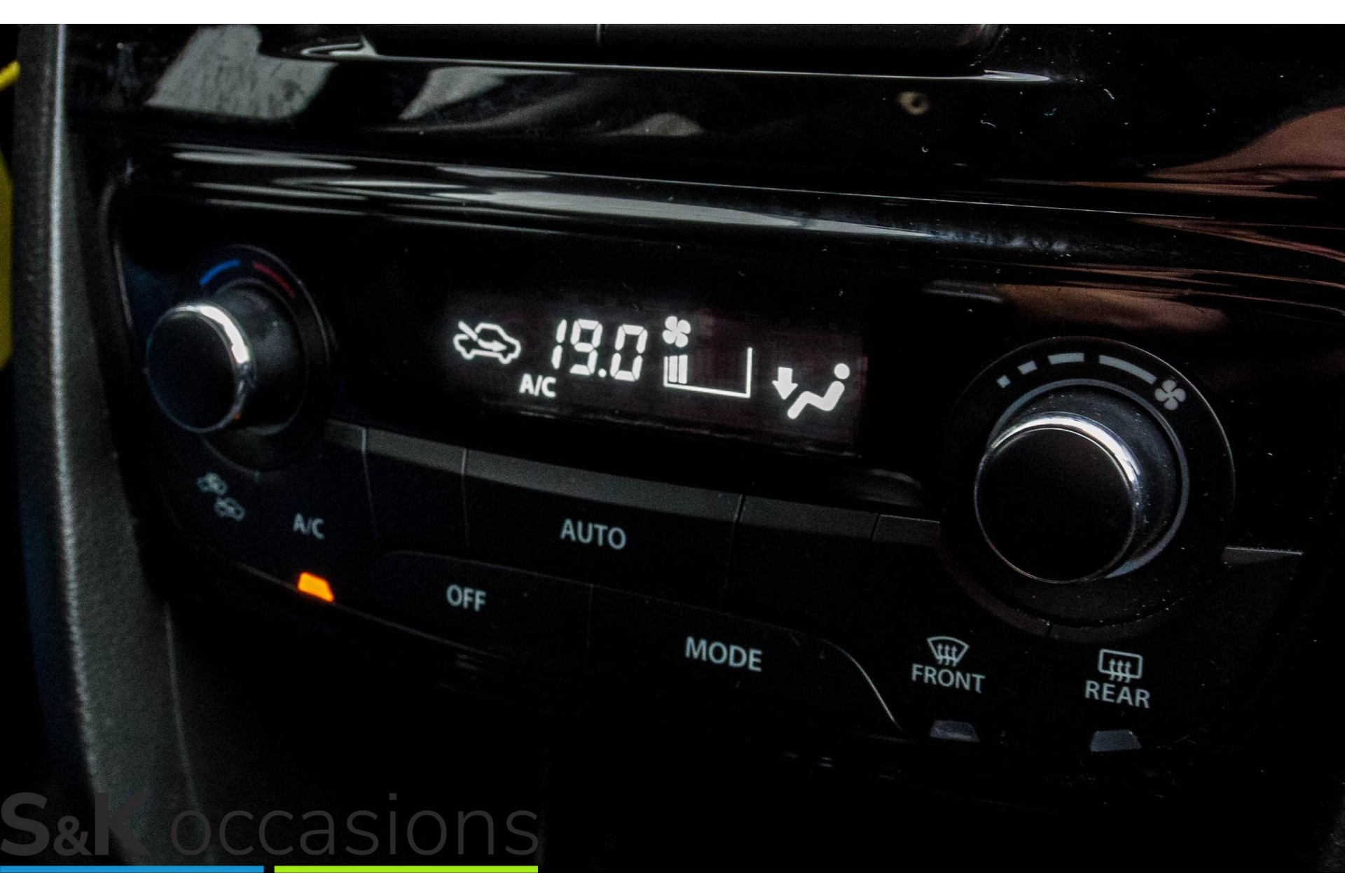 
								Suzuki Vitara 1.4 Boosterjet Hybrid Camera ACC Lane Assist vol									