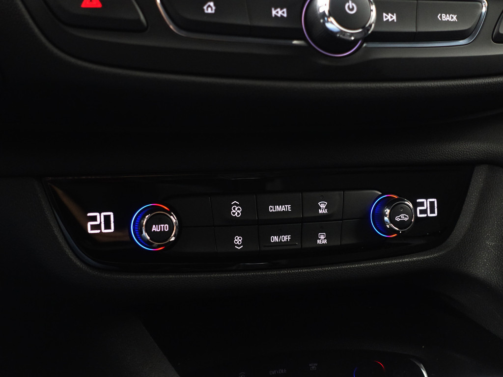 
Opel Insignia Grand Sport 1.5 Turbo OPC Line+ Head Up, Virtual Cockpit, Stuur/Stoelverwarming, Carplay, Ada Cruise, Camera, Xenon Led vol									