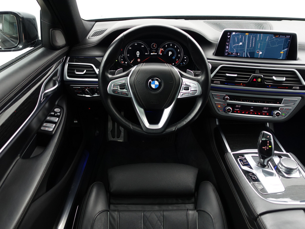 
BMW 7 Serie 740e iPerformance High Executive Soft close, Entertainment package, Harman Kardon, Schuifdak, Stoelventilatie vol									