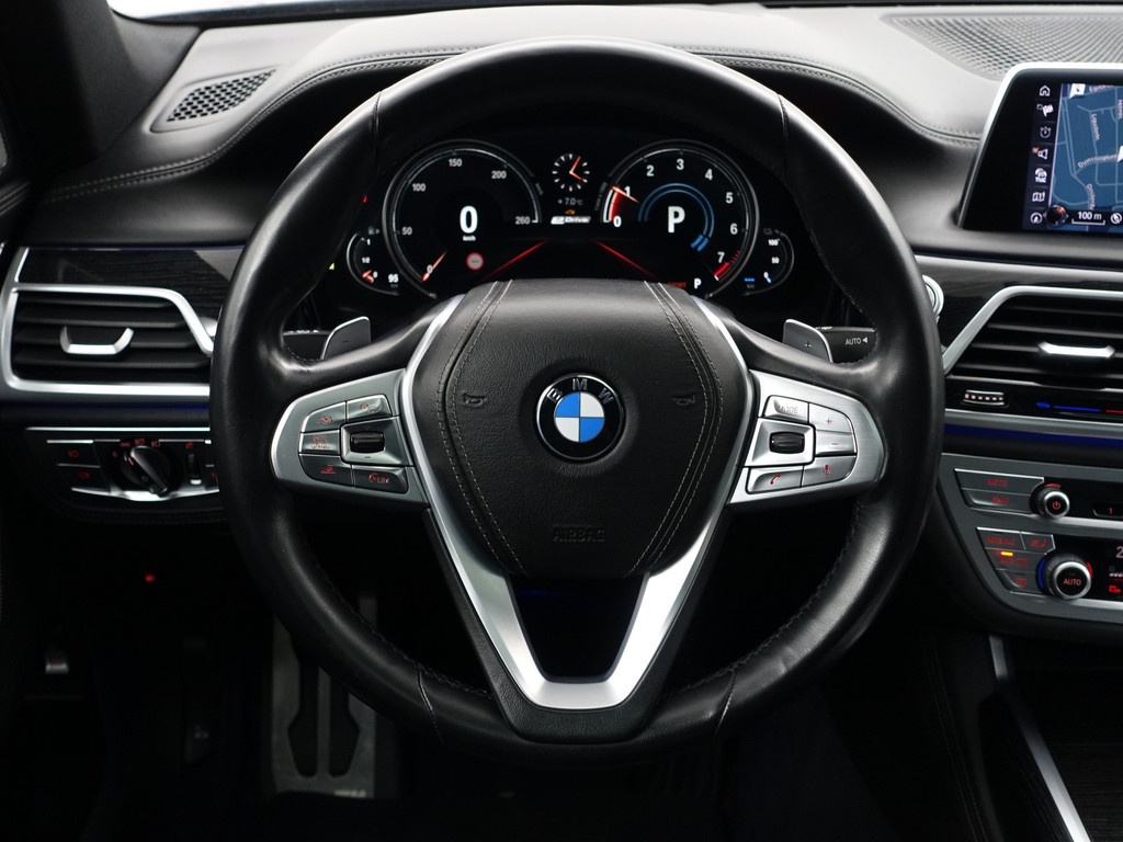 
BMW 7 Serie 740e iPerformance High Executive Soft close, Entertainment package, Harman Kardon, Schuifdak, Stoelventilatie vol									