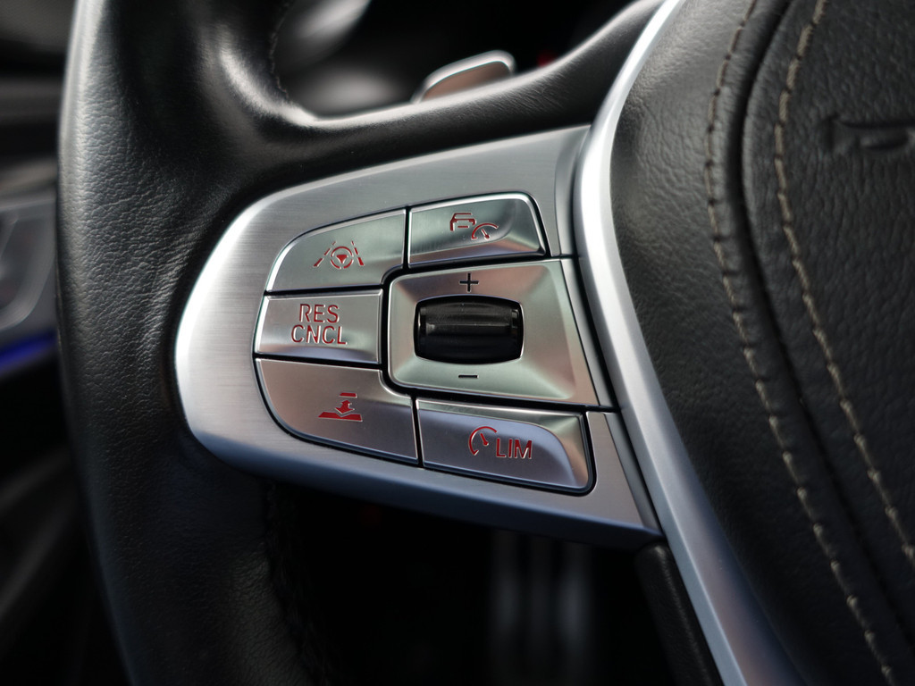 
BMW 7 Serie 740e iPerformance High Executive Soft close, Entertainment package, Harman Kardon, Schuifdak, Stoelventilatie vol									