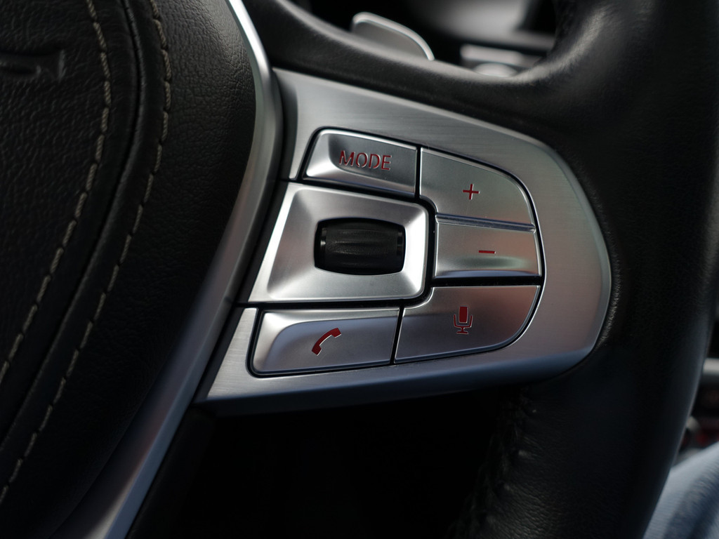 
BMW 7 Serie 740e iPerformance High Executive Soft close, Entertainment package, Harman Kardon, Schuifdak, Stoelventilatie vol									