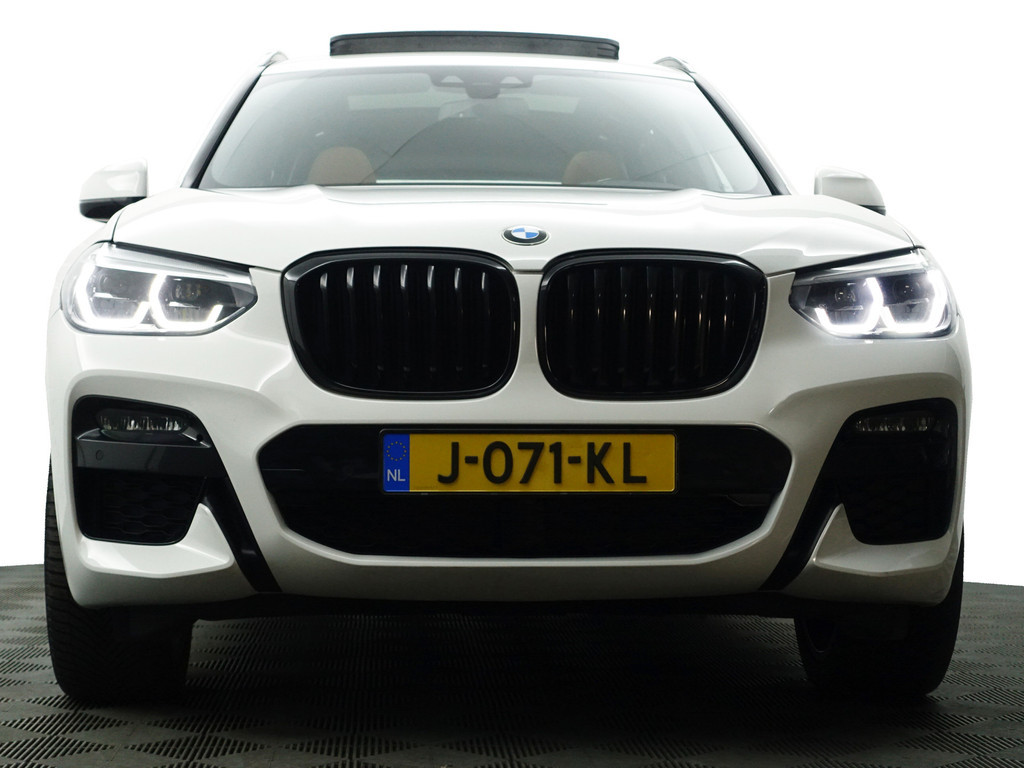 
BMW X3 xDrive30e eDrive M Sport Edition Aut- Carbonafwerking, Sfeerverlichting, Panoramadak, Standkachel, Individual Sport Leder vol									