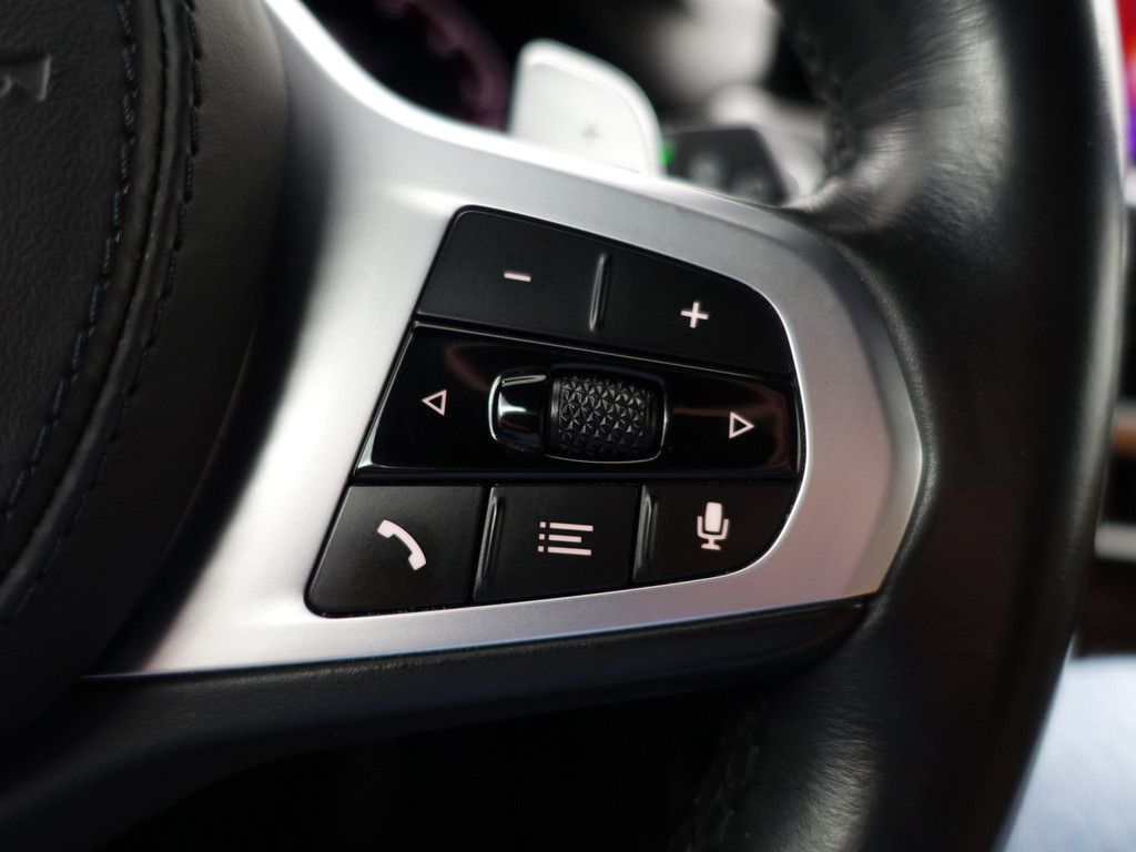 
BMW X3 xDrive30e eDrive M Sport Edition Aut- Carbonafwerking, Sfeerverlichting, Panoramadak, Standkachel, Individual Sport Leder vol									