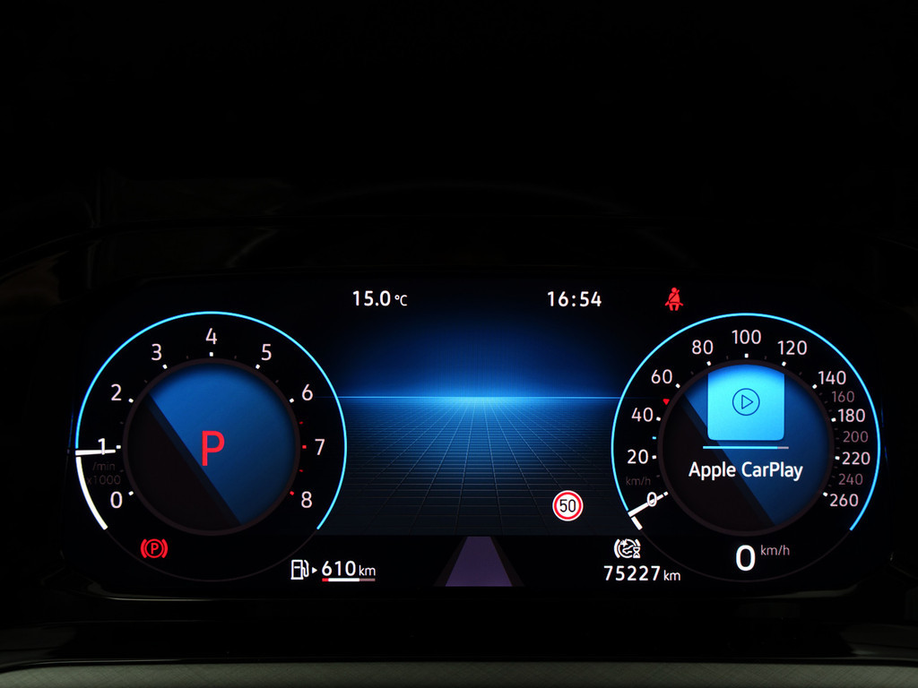
Volkswagen Golf 1.0 eTSI Aut- Sfeerverlichting, Carplay, Park Assist, Ada Cruise, Xenon Led, Virtual Cockpit vol									