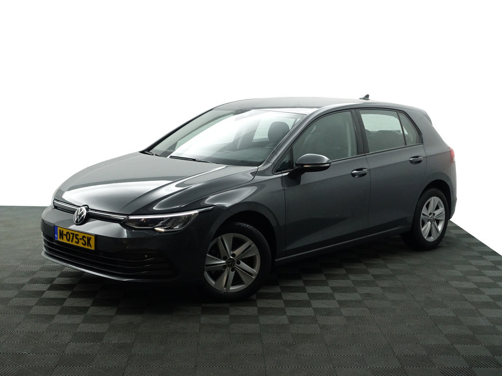 
Volkswagen Golf 1.0 eTSI Aut- Sfeerverlichting, Carplay, Park Assist, Ada Cruise, Xenon Led, Virtual Cockpit vol									