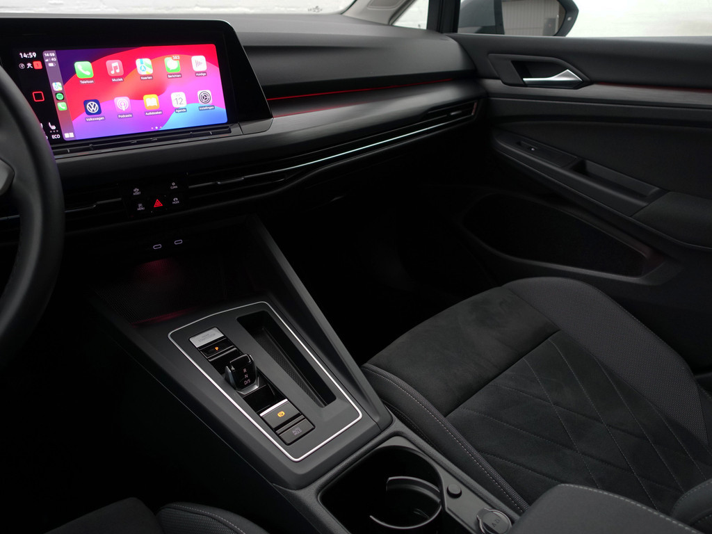 
Volkswagen Golf 1.4 eHybrid GTE 242pk Aut- Head Up, Carplay, Sfeerverlichting, Stoelmassage, Memory, Stuur/Stoelverwarming, Ada Cruise vol									