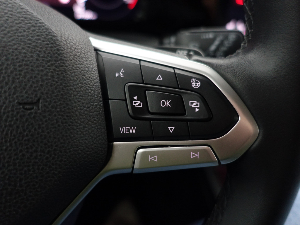 
Volkswagen Golf 1.4 eHybrid GTE 242pk Aut- Head Up, Carplay, Sfeerverlichting, Stoelmassage, Memory, Stuur/Stoelverwarming, Ada Cruise vol									