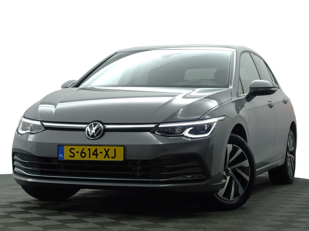 
Volkswagen Golf 1.4 eHybrid GTE 242pk Aut- Head Up, Carplay, Sfeerverlichting, Stoelmassage, Memory, Stuur/Stoelverwarming, Ada Cruise vol									