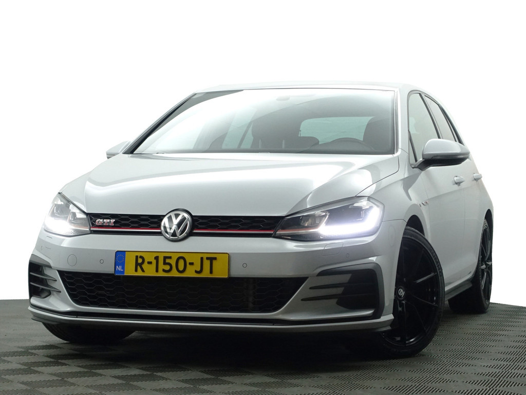 
Volkswagen Golf 2.0 TSI GTI Performance Aut- Virtual Cockpit, CarPlay, Xenon Led, Sfeerverlichting, Ada Cruise, Classic Interieur, Premium Kleur vol									