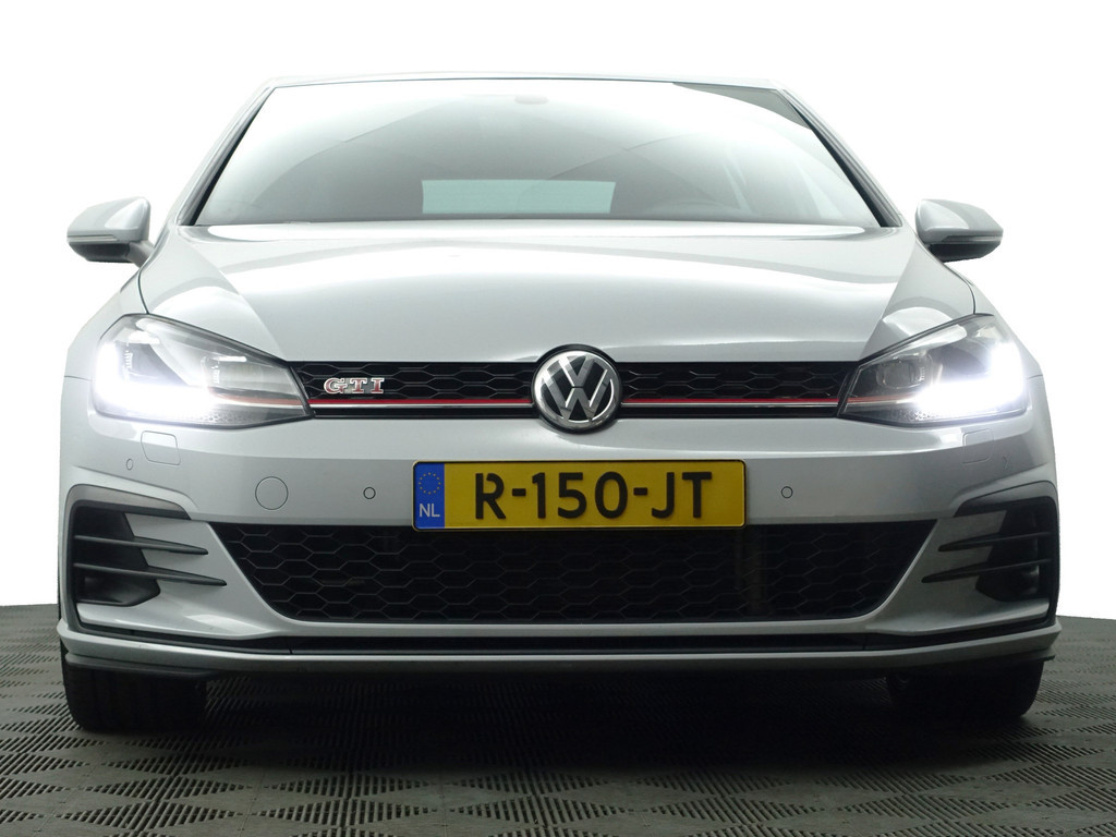 
Volkswagen Golf 2.0 TSI GTI Performance Aut- Virtual Cockpit, CarPlay, Xenon Led, Sfeerverlichting, Ada Cruise, Classic Interieur, Premium Kleur vol									