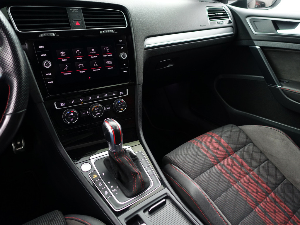 
Volkswagen Golf 2.0 TSI GTI TCR Aut- Panoramadak, Xenon Led Matrix, Dynamic Select, Keyless, Sfeerverlichting, Ada Cruise vol									