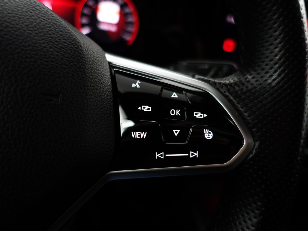 
Volkswagen Golf 2.0 TSI GTI Oettinger Aut- Panoramadak, Harman Kardon, Sfeerverlichting, Head Up, Stuur/Stoelverwarming, Xenon Led Matrix vol									