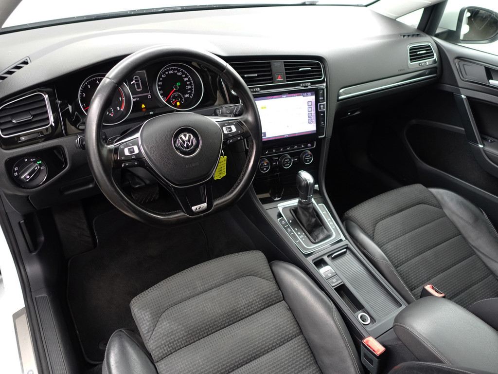 
								Volkswagen Golf 1.4 TSI Highline+ Aut- Panoramadak, Ergo Active, Xenon Led, Camera, Stoelverwarming, Dynamic Select vol									