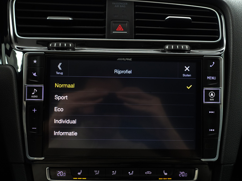 
								Volkswagen Golf 1.4 TSI Highline+ Aut- Panoramadak, Ergo Active, Xenon Led, Camera, Stoelverwarming, Dynamic Select vol									