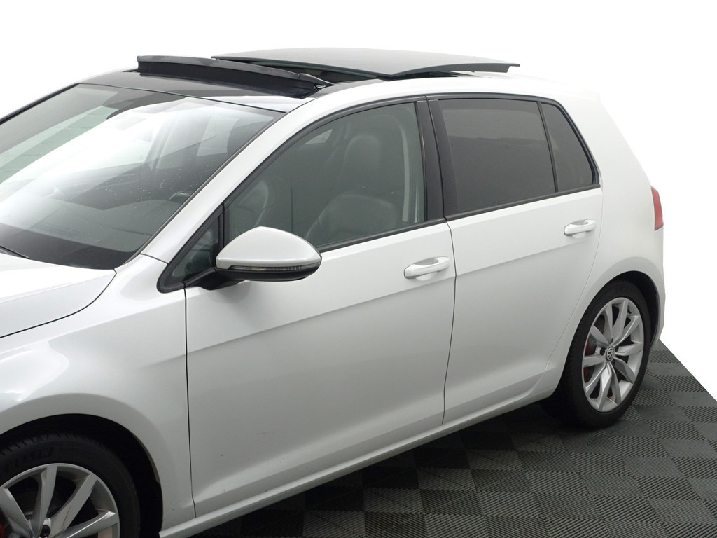 
								Volkswagen Golf 1.4 TSI Highline+ Aut- Panoramadak, Ergo Active, Xenon Led, Camera, Stoelverwarming, Dynamic Select vol									