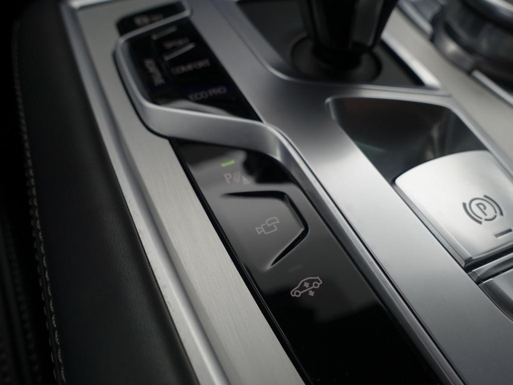 
BMW 7 Serie 730d xDrive M Individual Aut- Schuifdak, Stoelventilatie, Head Up, 360 Camera, Ada Cruise, Rear Seat Package vol									