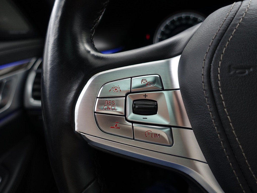 
BMW 7 Serie 730d xDrive M Individual Aut- Schuifdak, Stoelventilatie, Head Up, 360 Camera, Ada Cruise, Rear Seat Package vol									